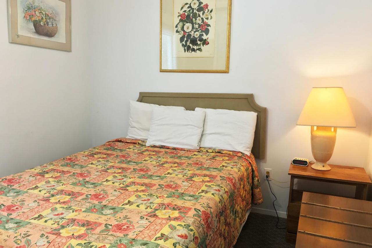 Bayside Motel Трентън Екстериор снимка
