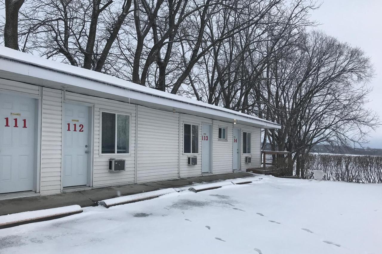 Bayside Motel Трентън Екстериор снимка