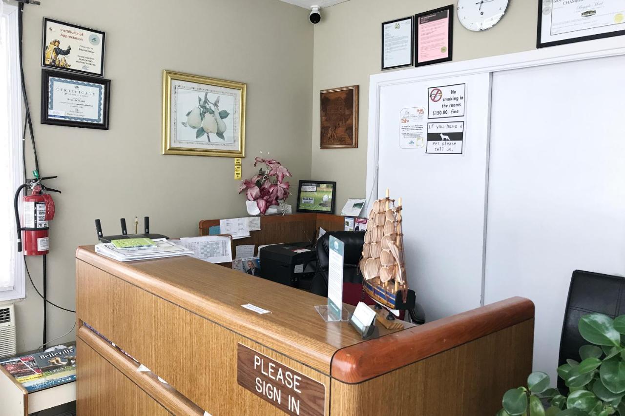 Bayside Motel Трентън Екстериор снимка