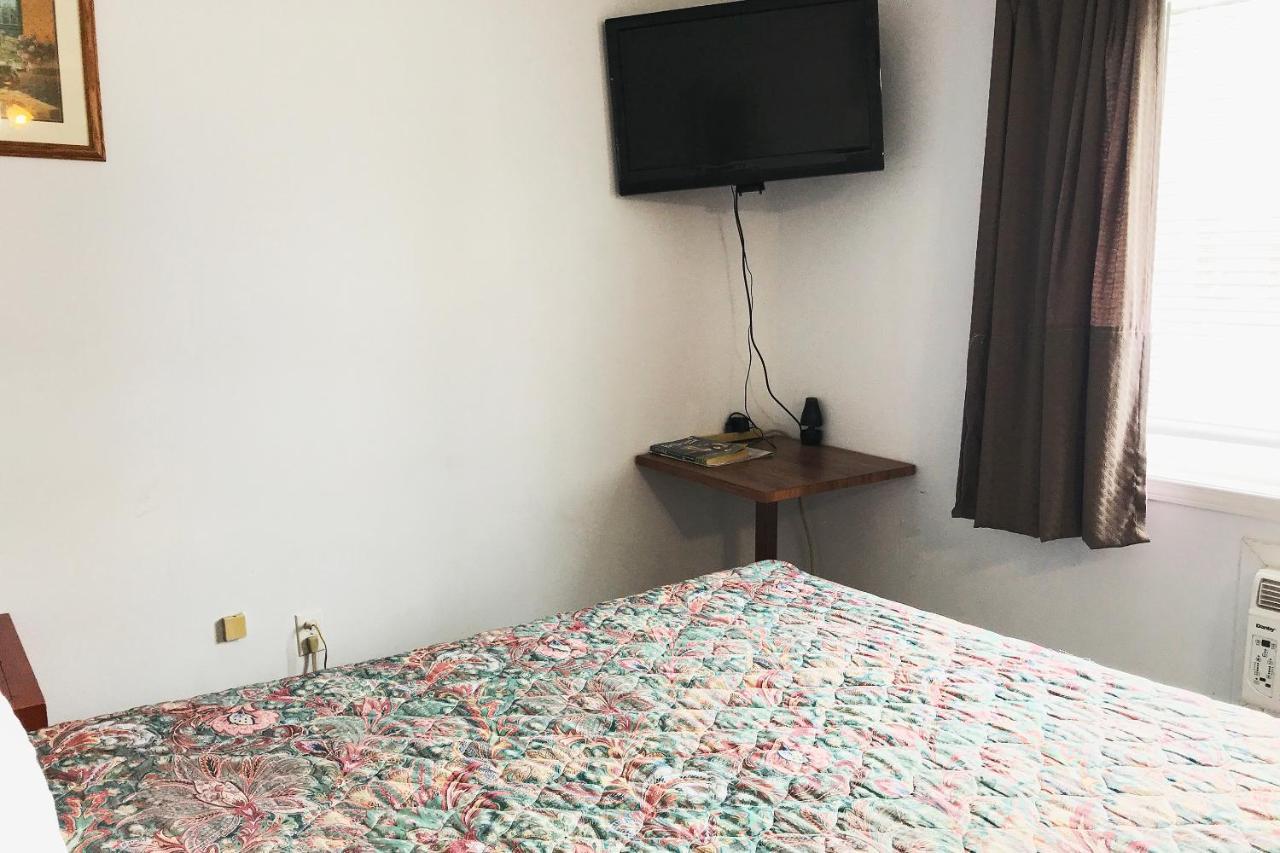 Bayside Motel Трентън Екстериор снимка